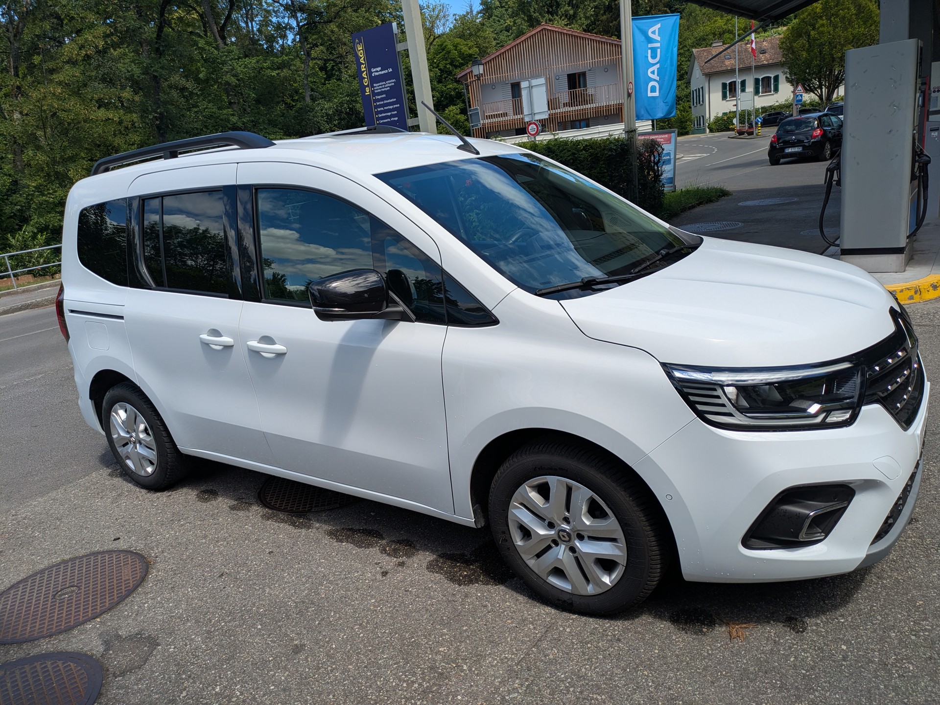 RENAULT 1.3 TCe 130 Edition one-image-3
