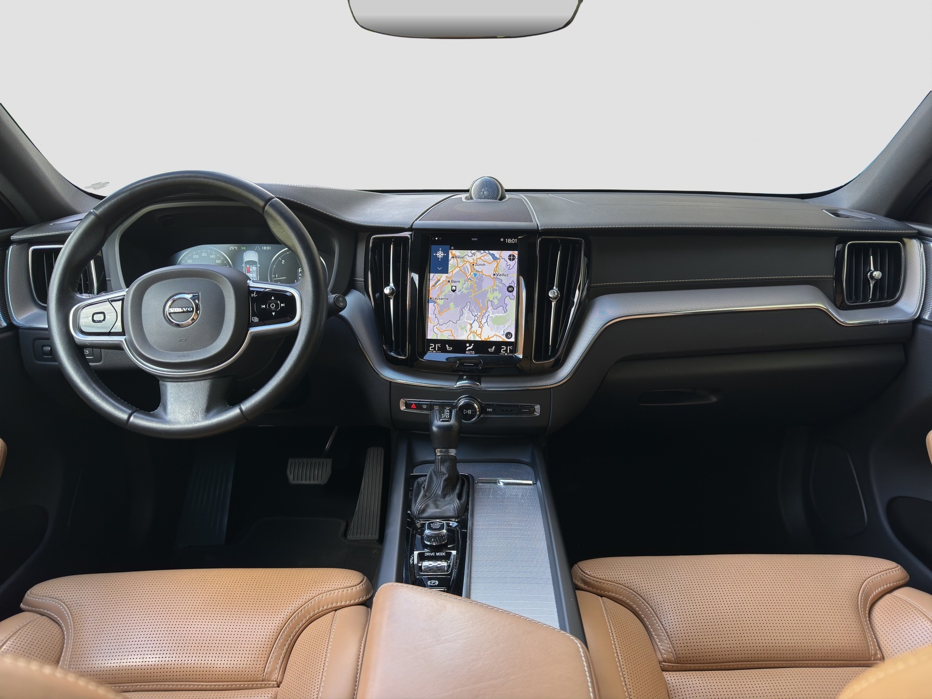 VOLVO XC60 D4 AWD Inscription Geartronic-image-3