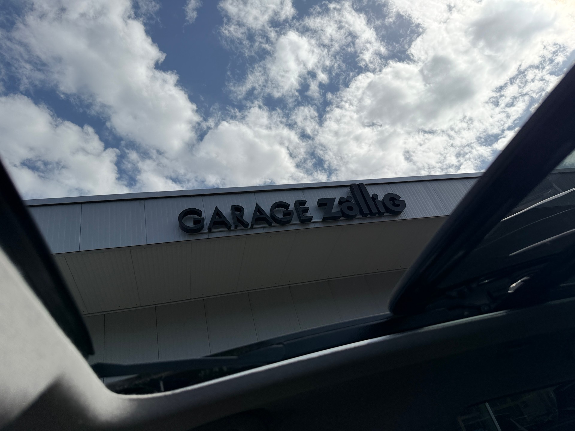 SUZUKI Vitara 1.5 Hybrid Compact Top 4x4 AGS-image-15