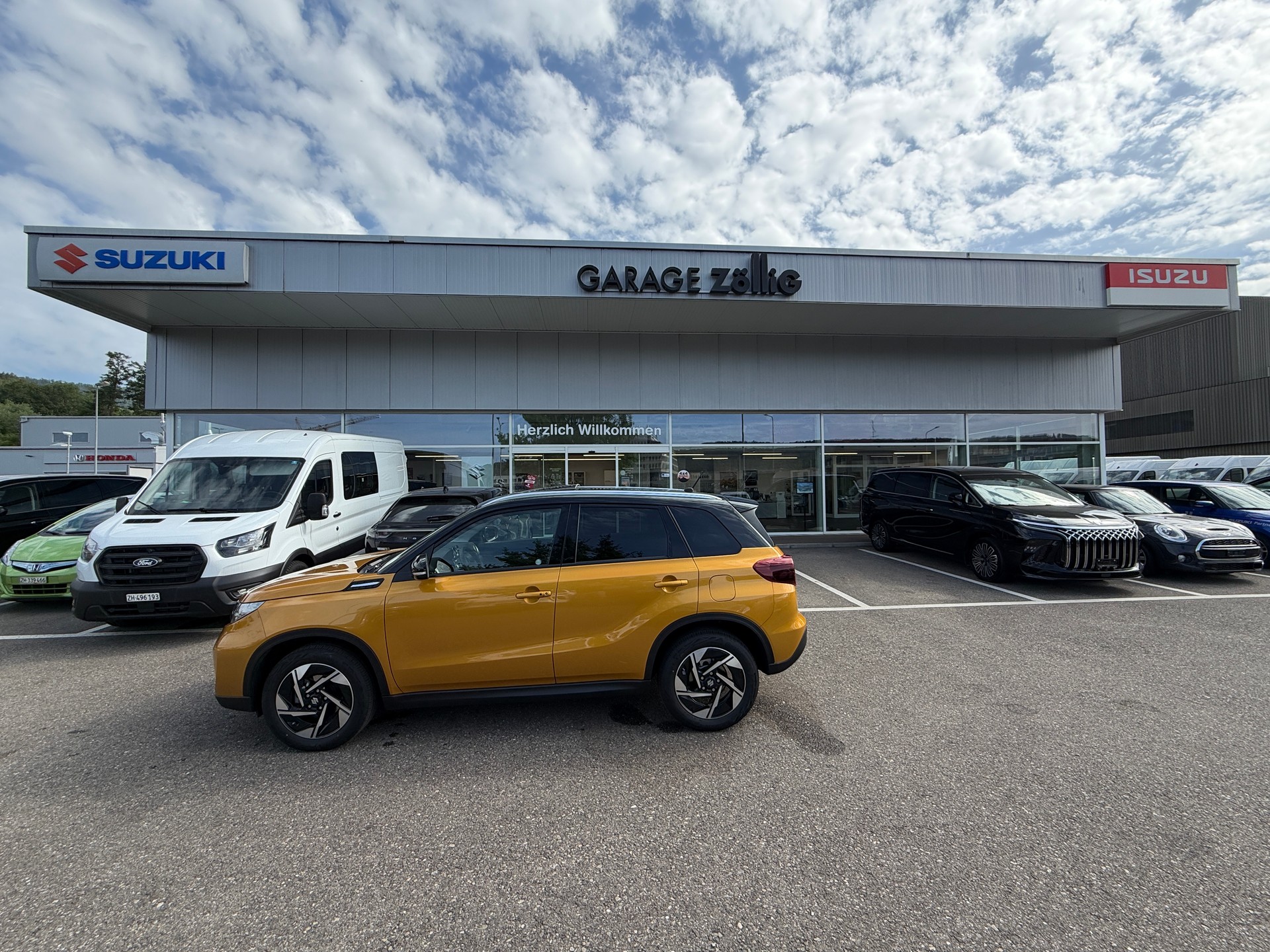 SUZUKI Vitara 1.5 Hybrid Compact Top 4x4 AGS-image-3