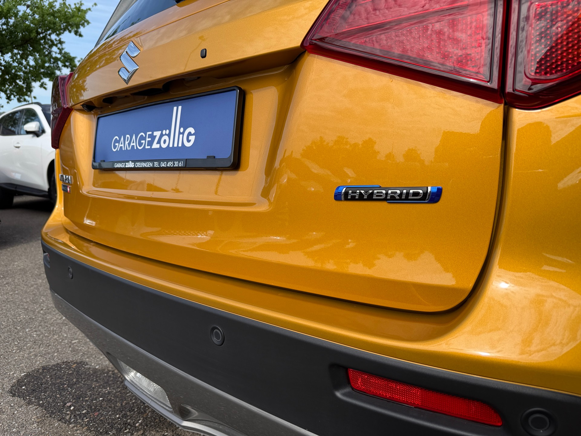SUZUKI Vitara 1.5 Hybrid Compact Top 4x4 AGS-image-23