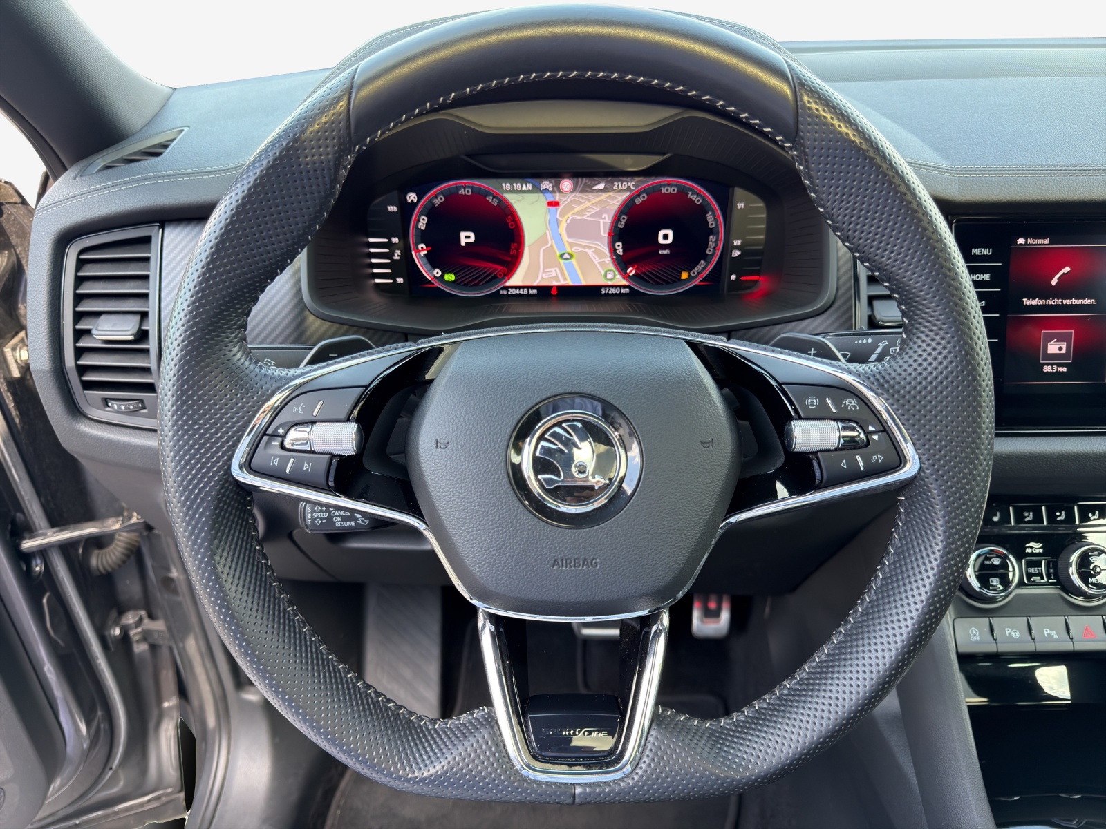 SKODA Kodiaq 2.0 TDI CR SportLine 4x4 DSG-image-9