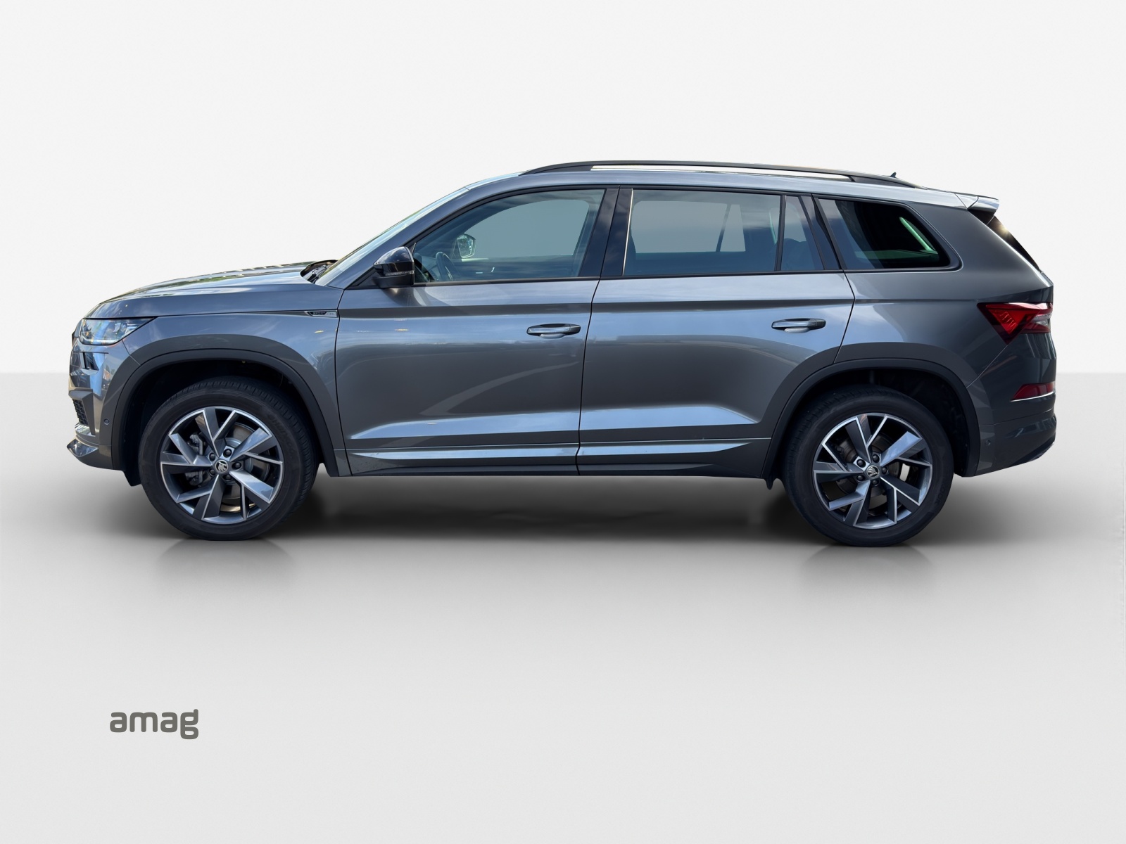SKODA Kodiaq 2.0 TDI CR SportLine 4x4 DSG-image-1