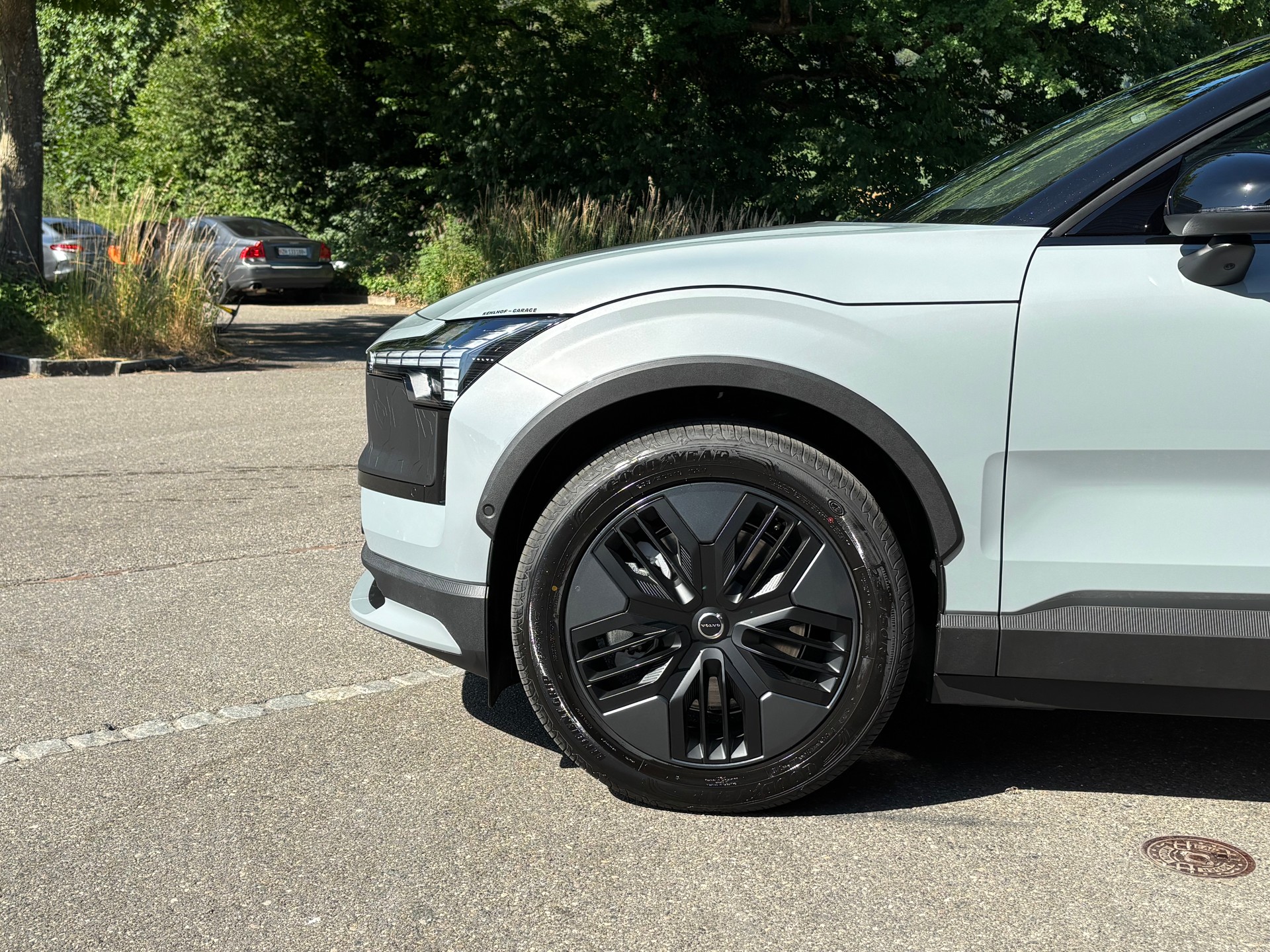 VOLVO EX30 CC E60 Twin Performance AWD-image-1
