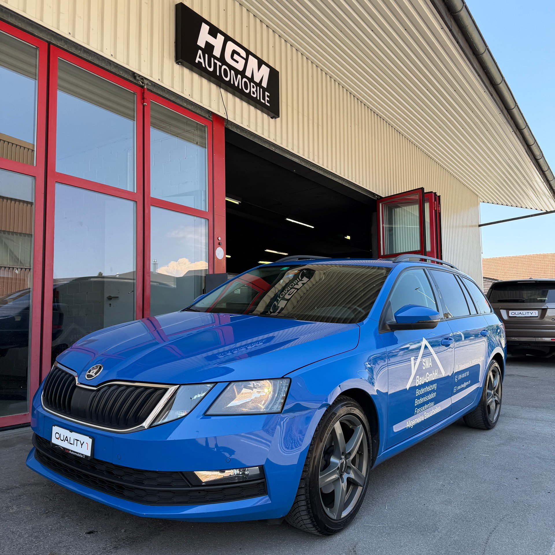 SKODA Octavia Combi 1.6 TDI Ambition DSG-image-0