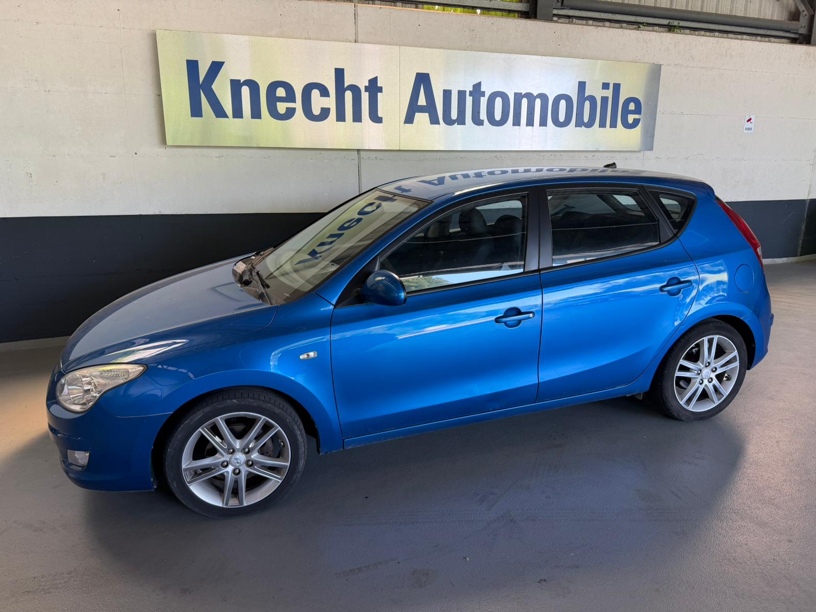 HYUNDAI i30 2.0 CRDi Premium