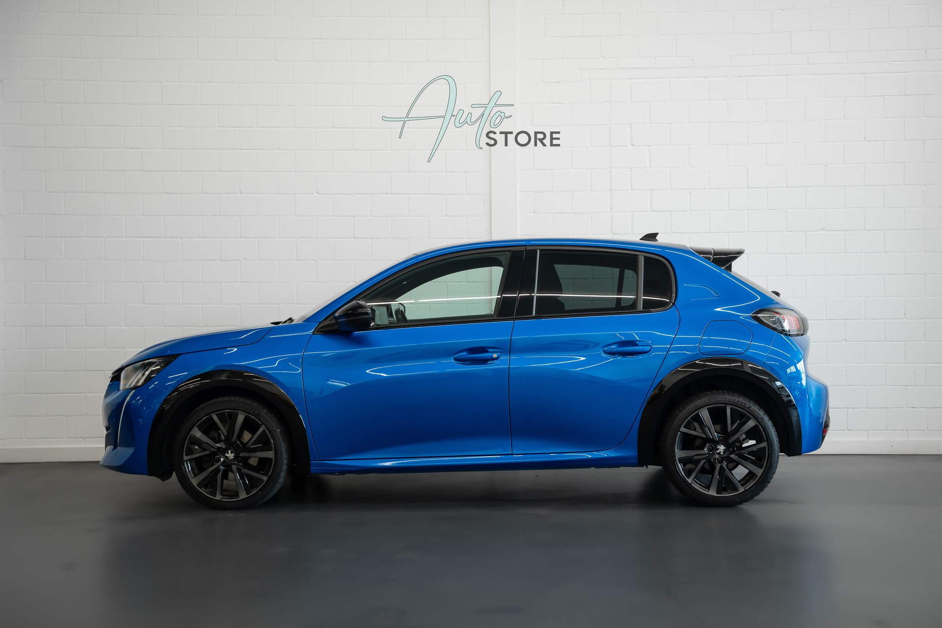 PEUGEOT 208 1.2 PureTech GT Pack EAT8-showroom-element-2