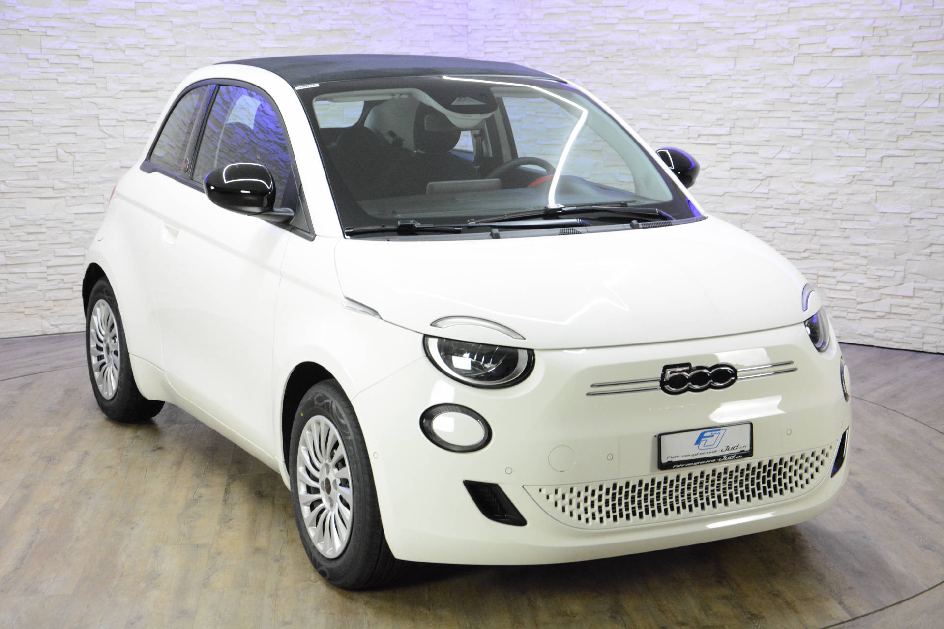 FIAT 500 Red Komfortpaket-image-7