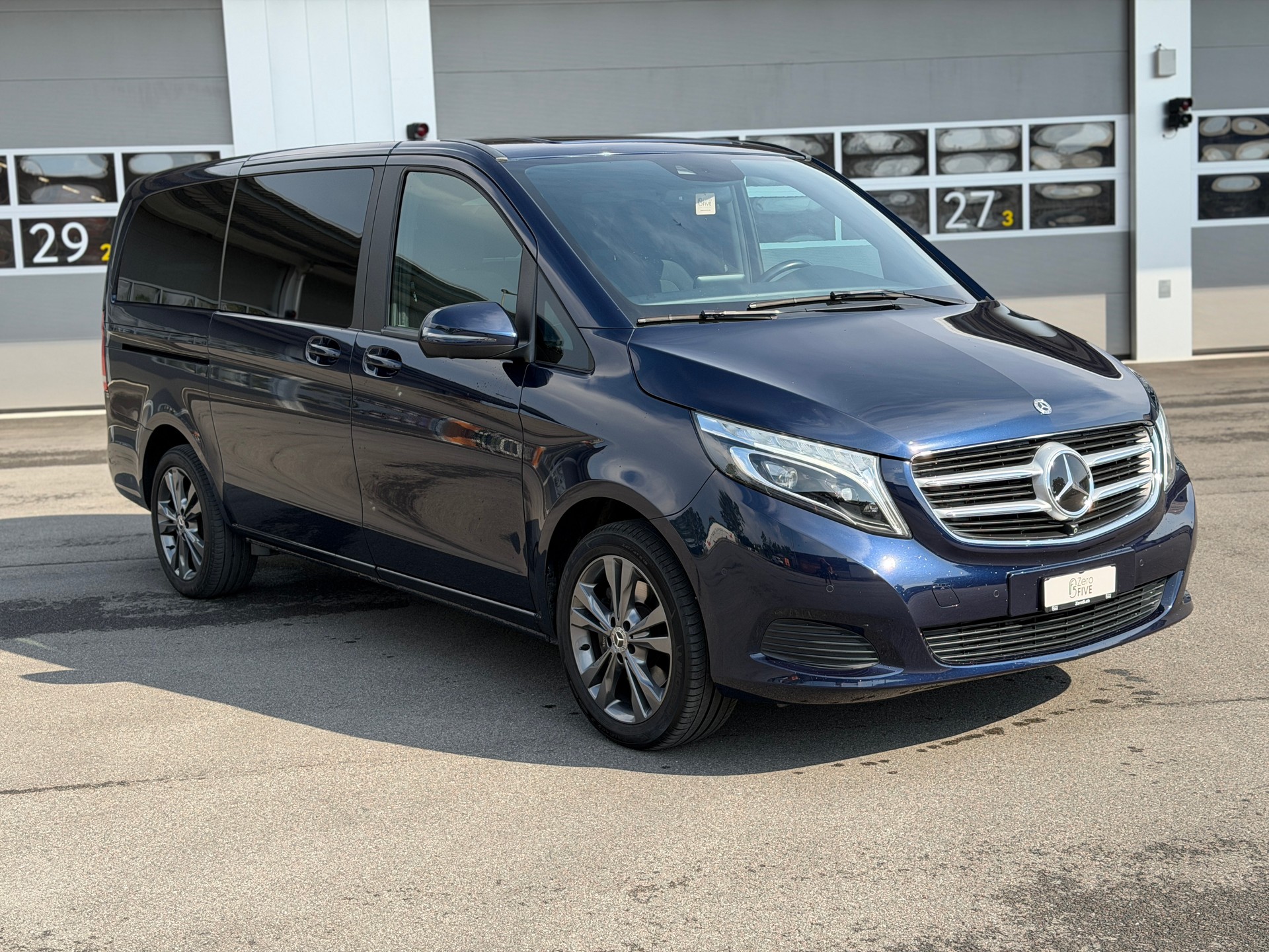 MERCEDES-BENZ V 250 d lang 4Matic 7G-Tronic-image-0