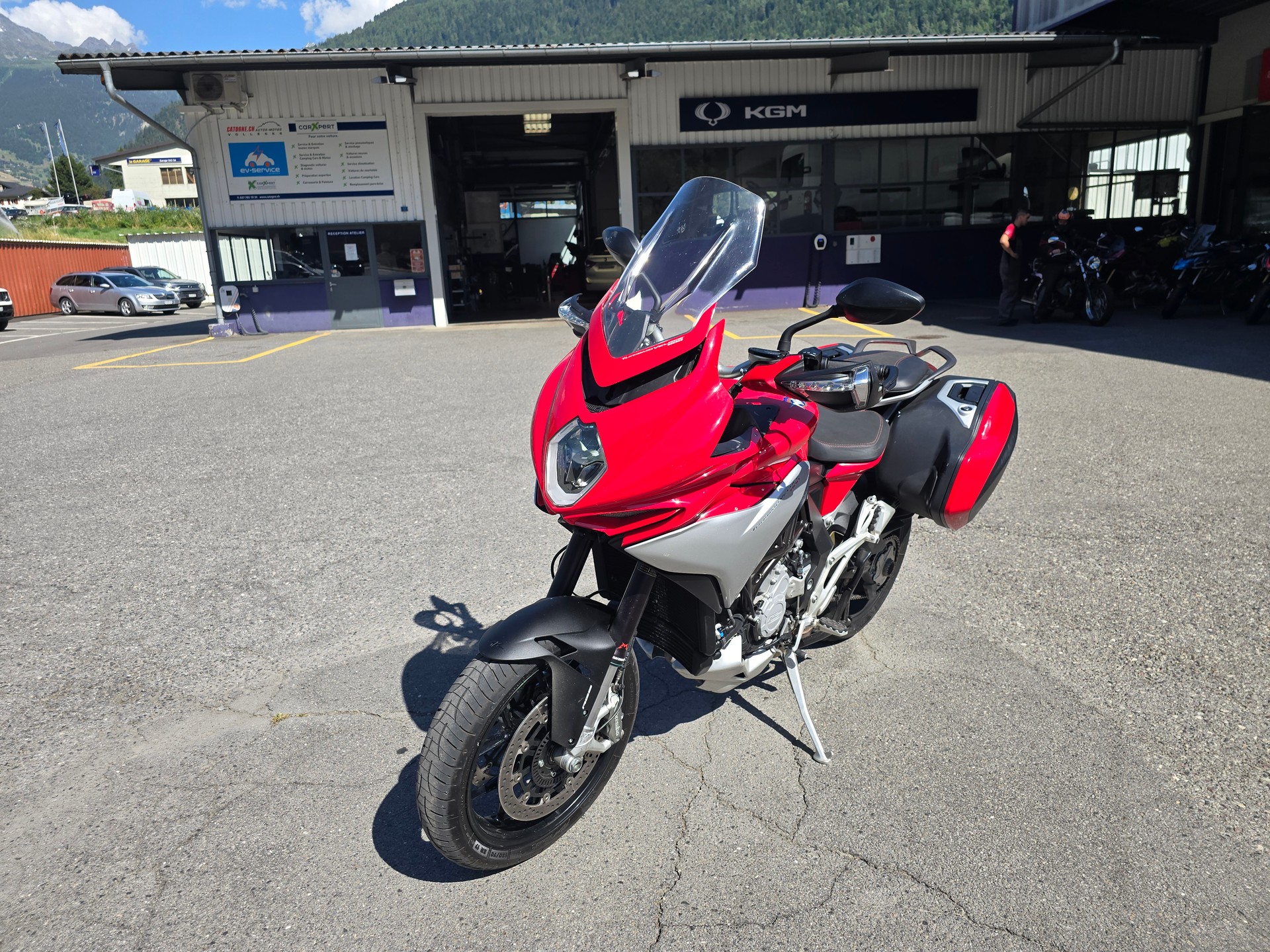 MV AGUSTA Turismo Veloce-image-2