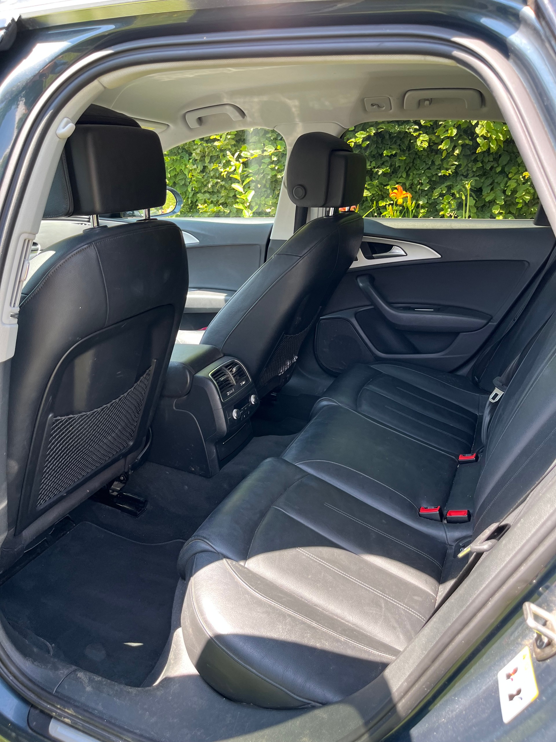 AUDI 3.0 V6 TDI 218 quattro S-Tr.-image-1