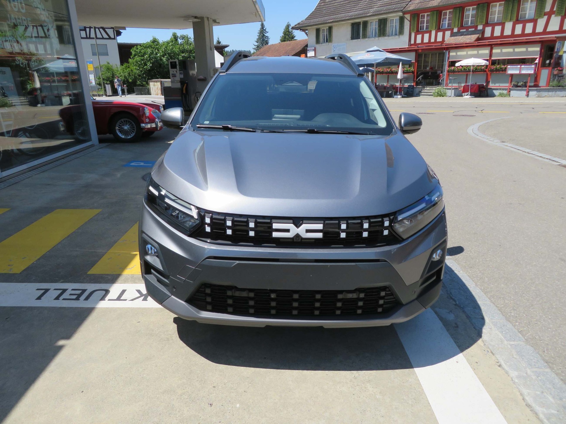 DACIA Jogger 1.8 Hybrid Journey 7P-image-2