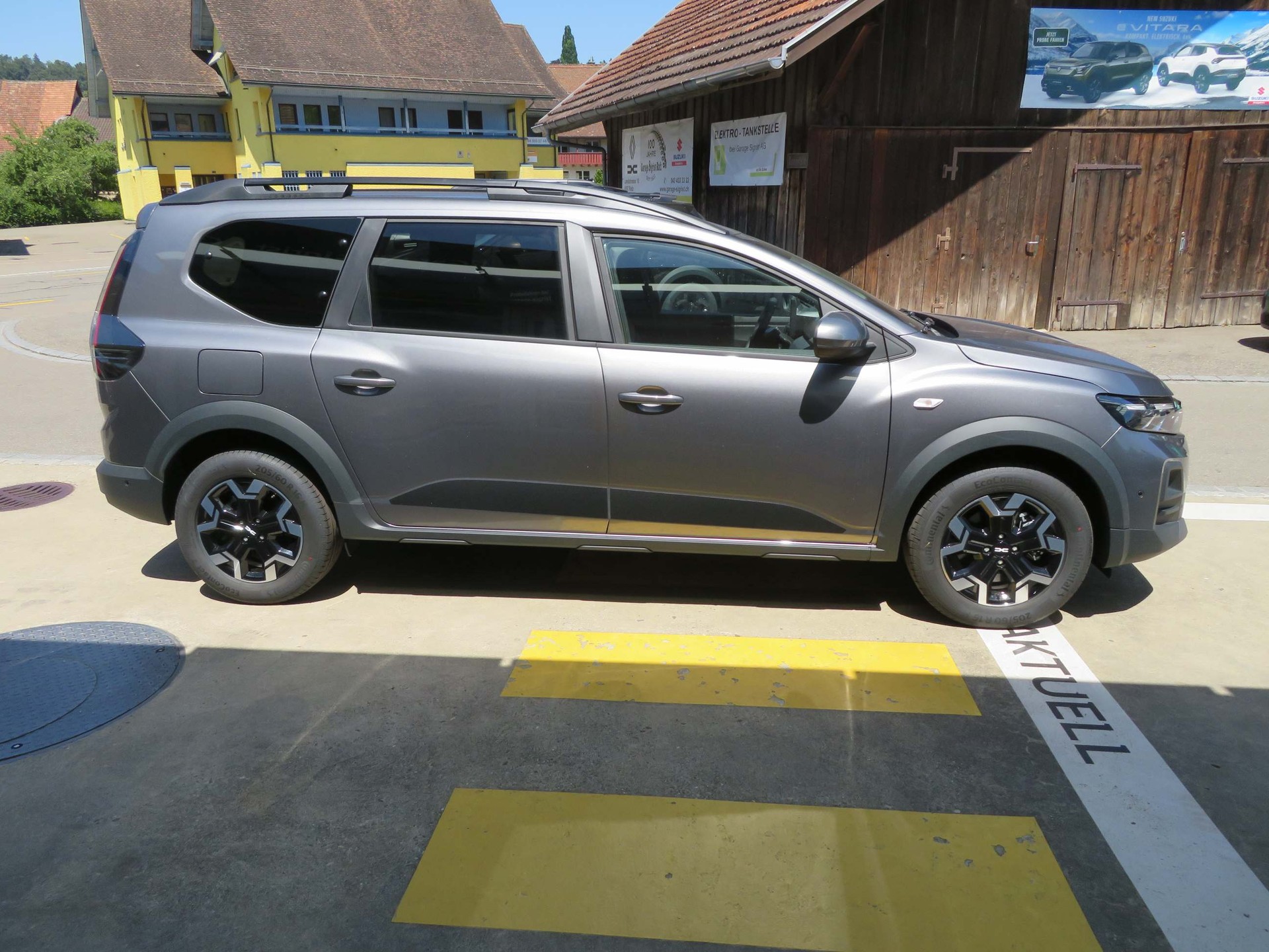 DACIA Jogger 1.8 Hybrid Journey 7P-image-4