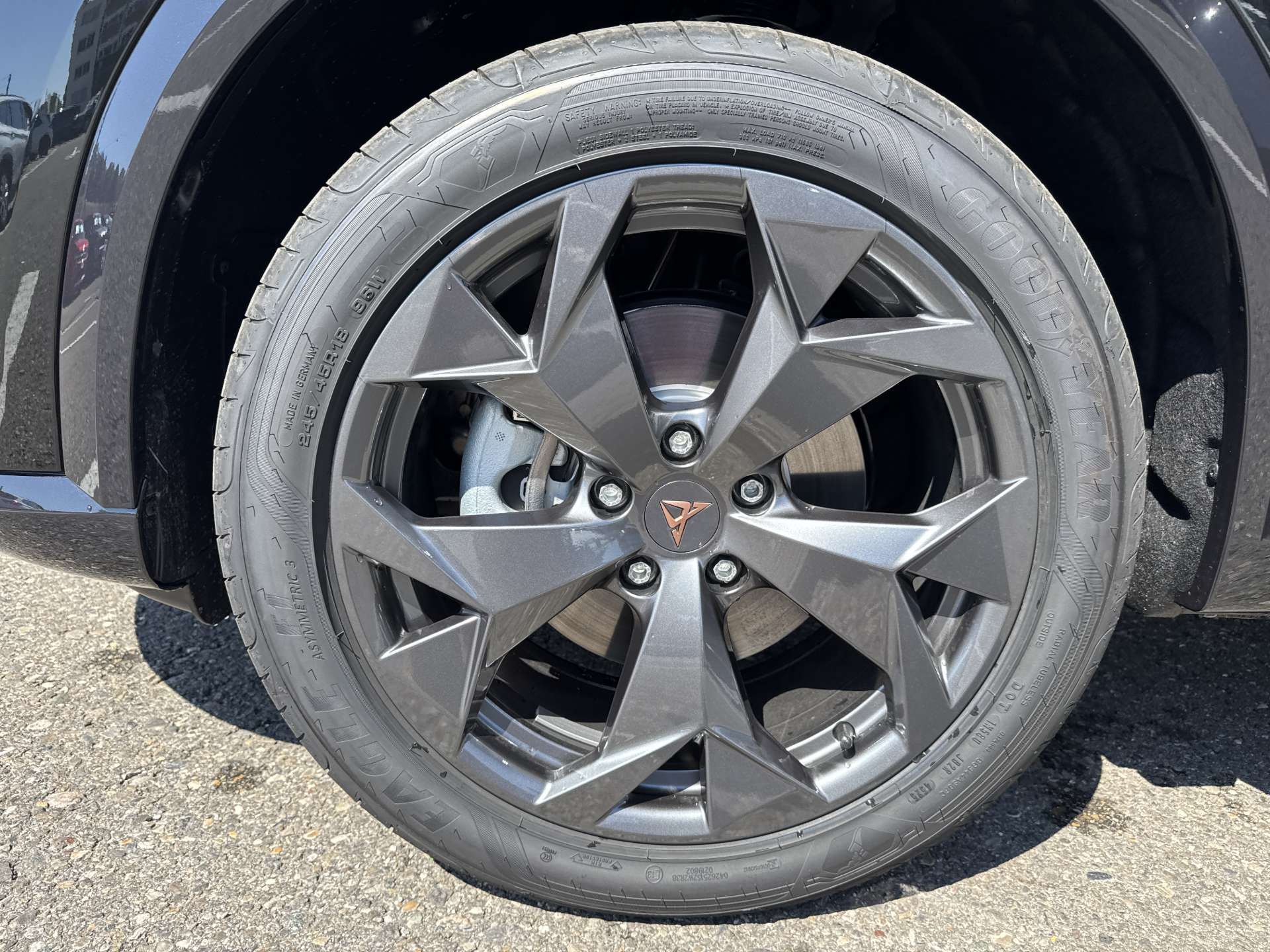 CUPRA Formentor 1.5 TSi DSG-Automat-image-8