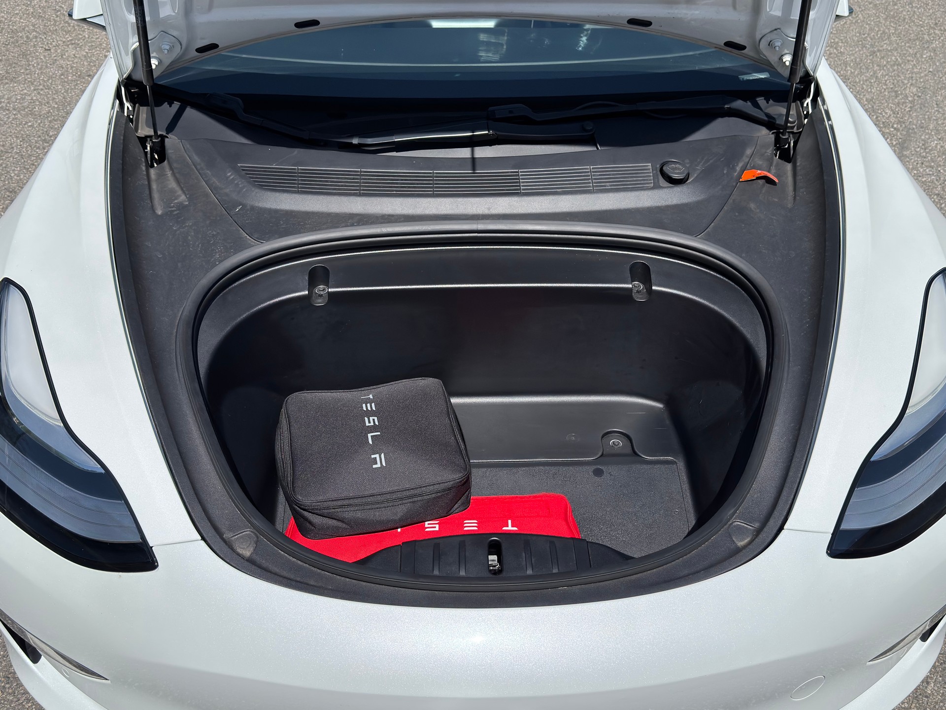 TESLA Long Range Dual Motor AWD-image-19