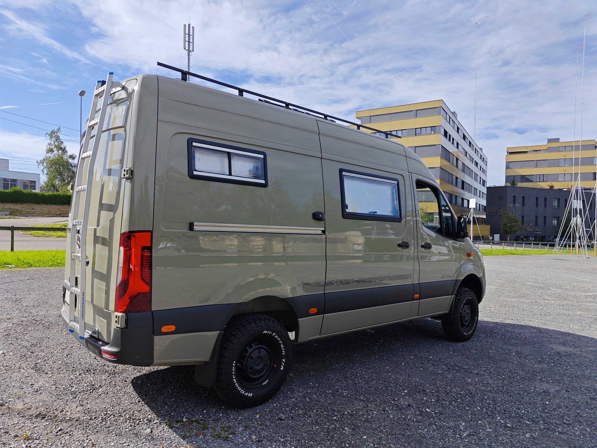 MERCEDES-BENZ HRZ Mambo Sprinter 4x4 9G-TRONIC