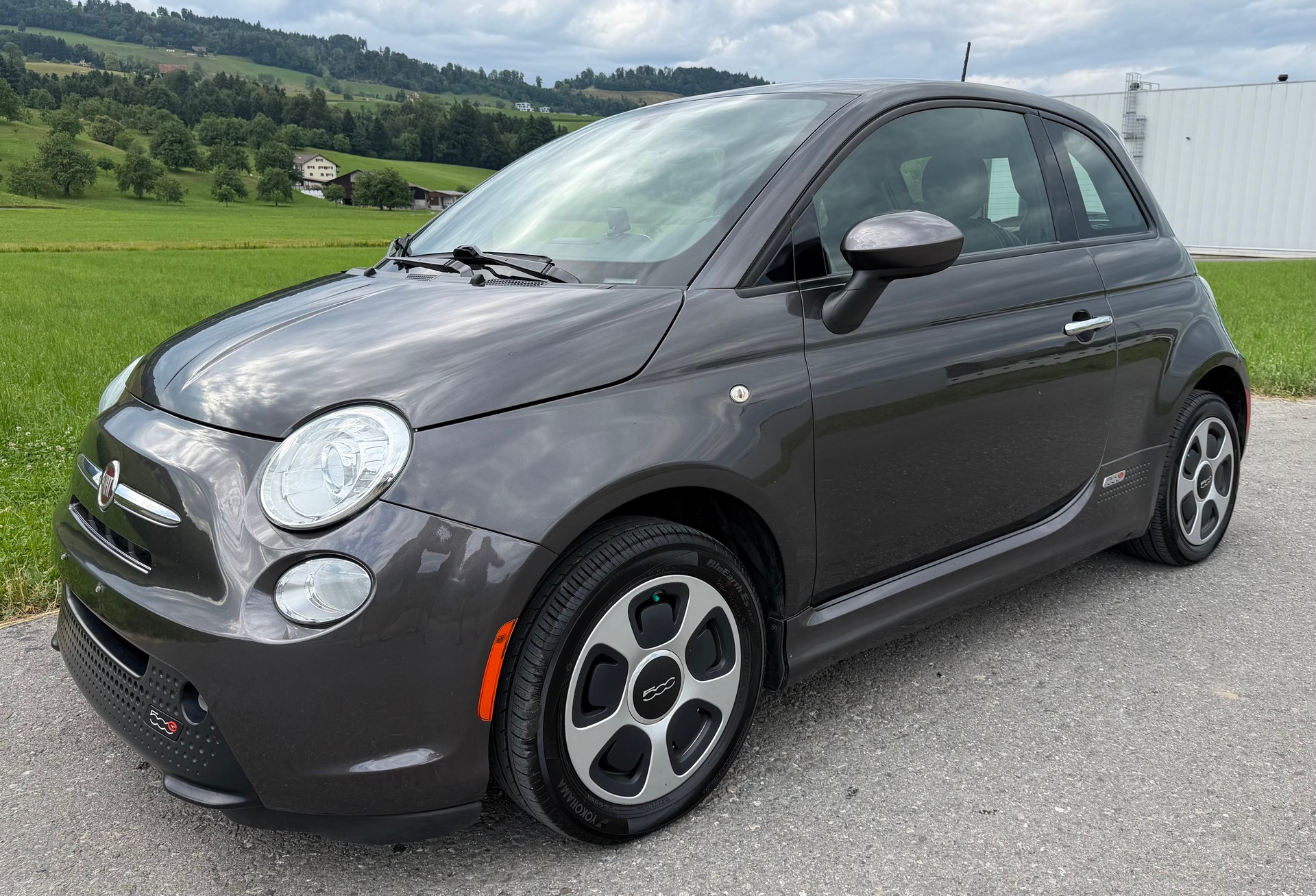 FIAT 500e-image-1