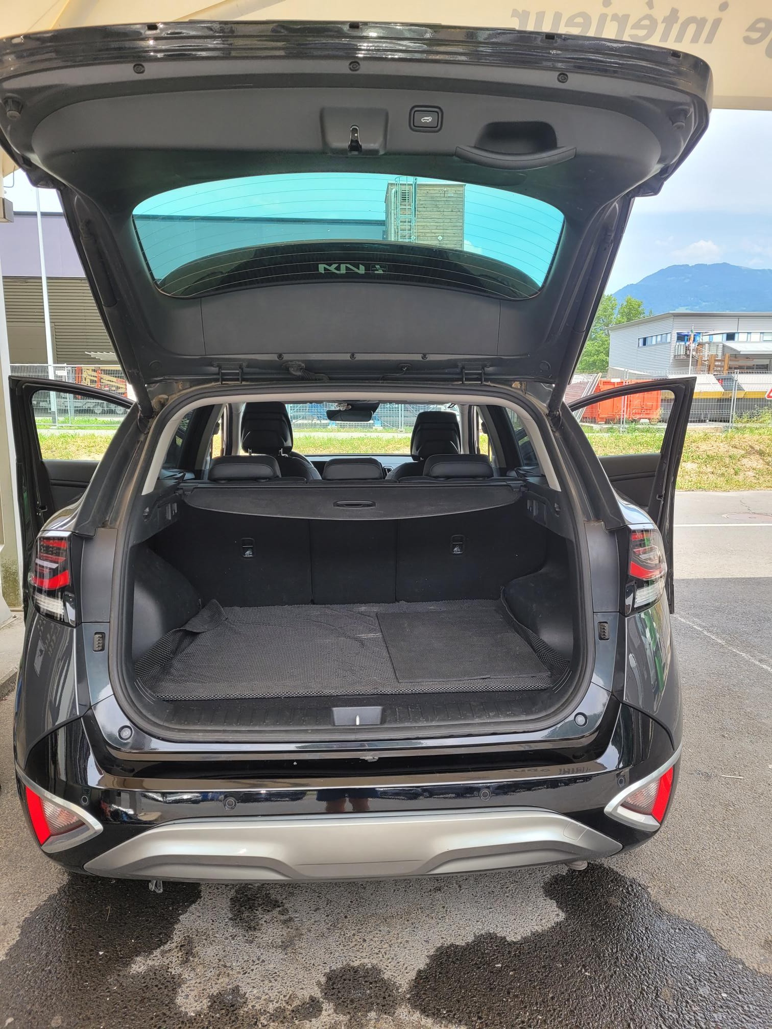 KIA 1.6 T-GDi Hybrid Style-image-3