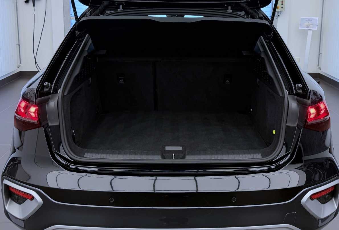 AUDI A3 allstreet 35 TFSI Attraction S-tronic-image-19
