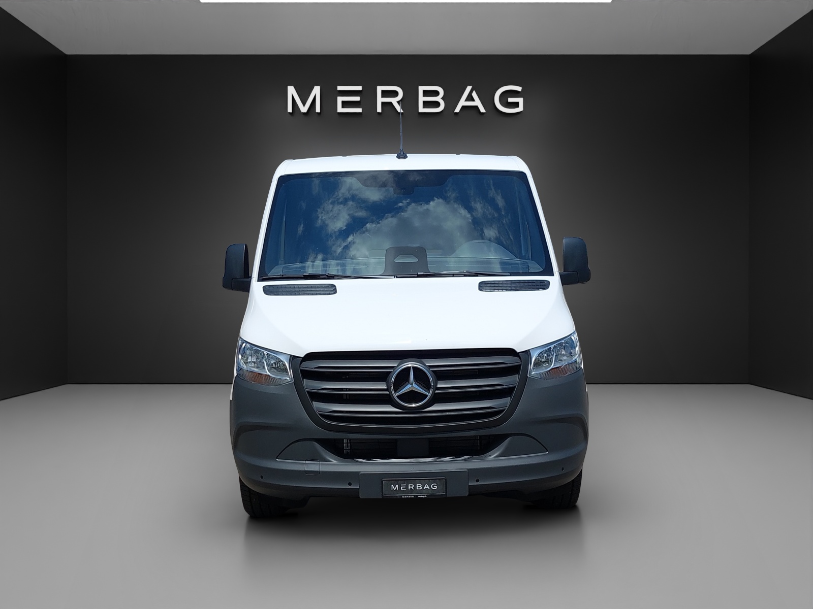MERCEDES-BENZ Sprinter 317 CDI Standard 9G-TRONIC-image-1