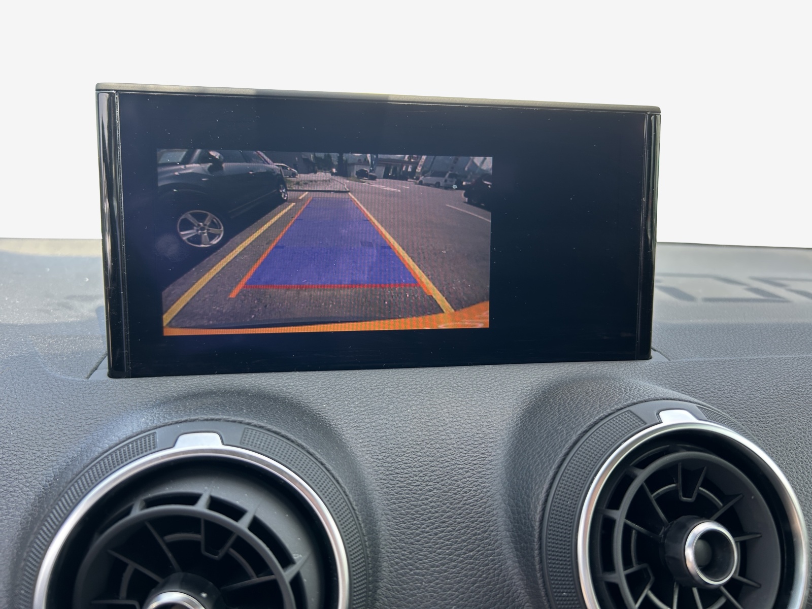 AUDI Q2 35 TFSI S-tronic-image-10