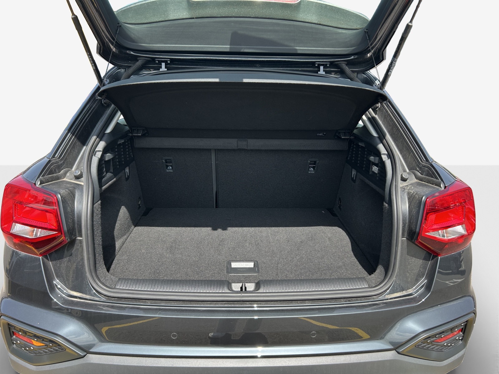AUDI Q2 35 TFSI S-tronic-image-8