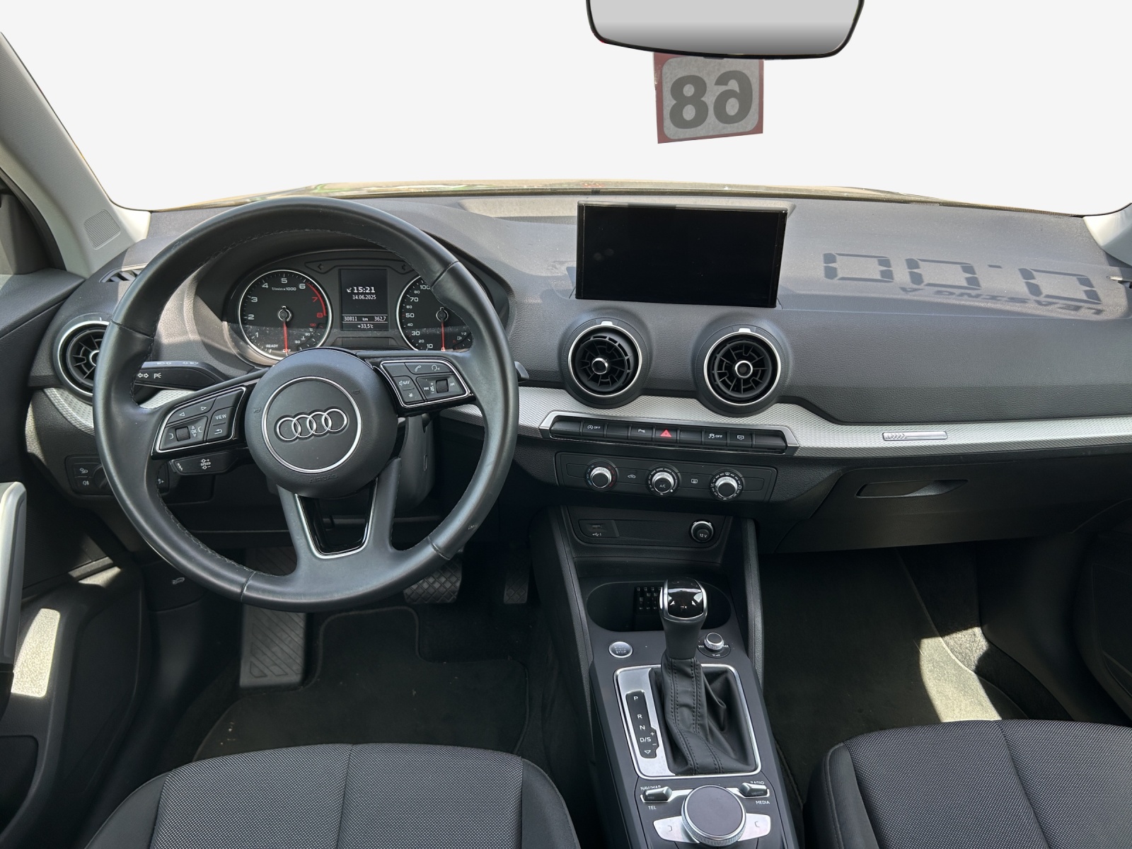AUDI Q2 35 TFSI S-tronic-image-5