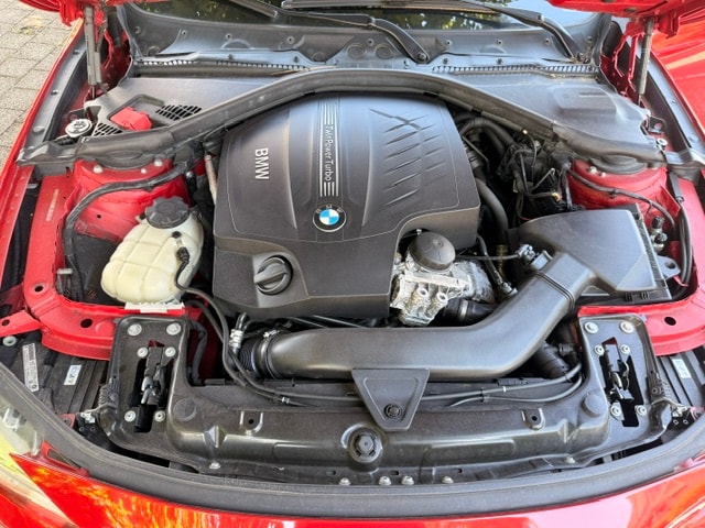 BMW 335i Sport Line Steptronic-image-15