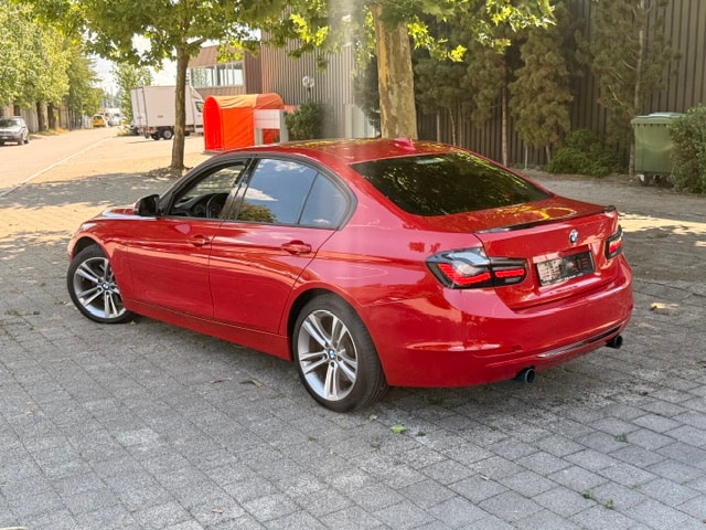 BMW 335i Sport Line Steptronic-image-4
