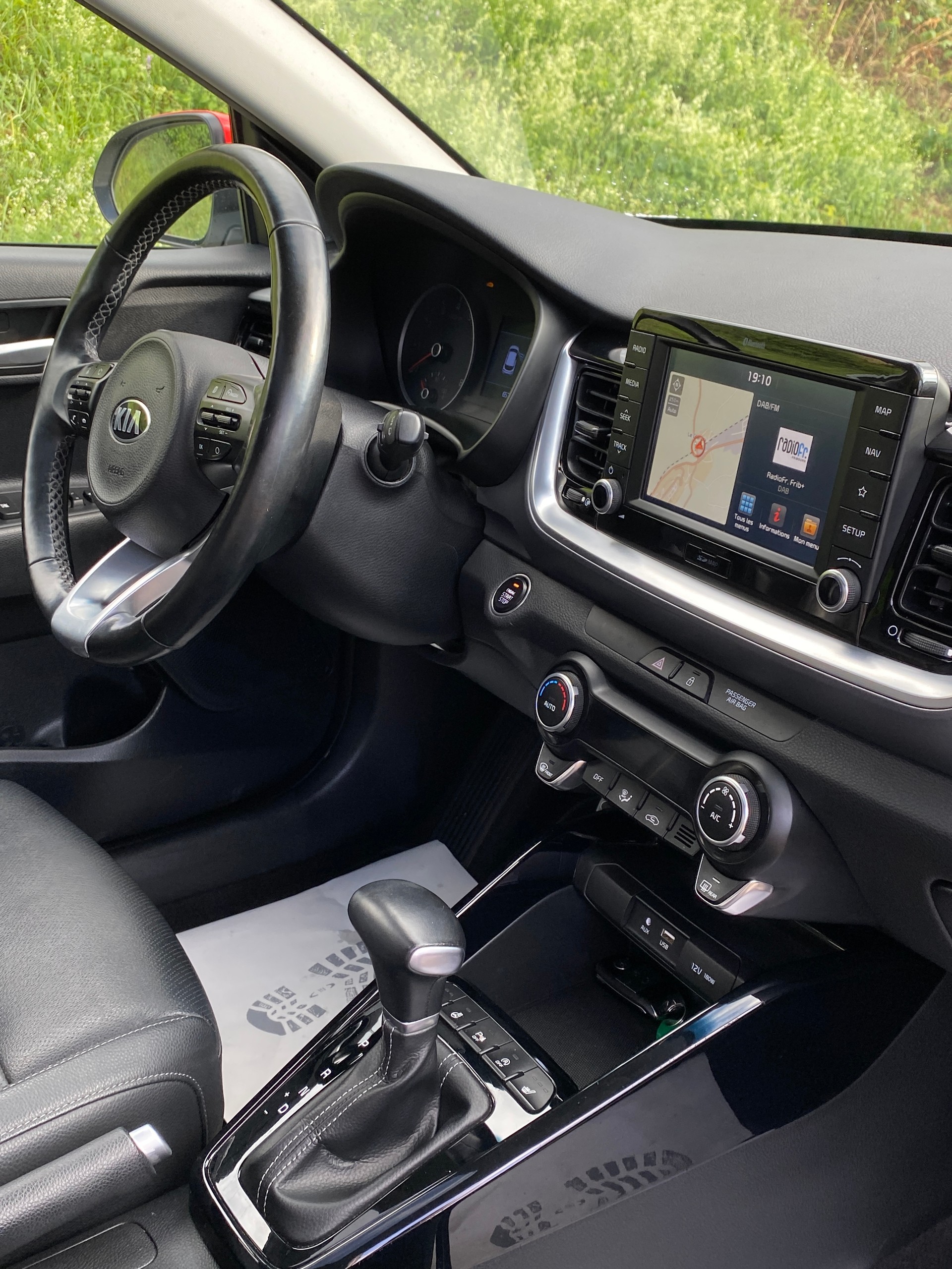 KIA Stonic 1.0 T-GDi-image-9
