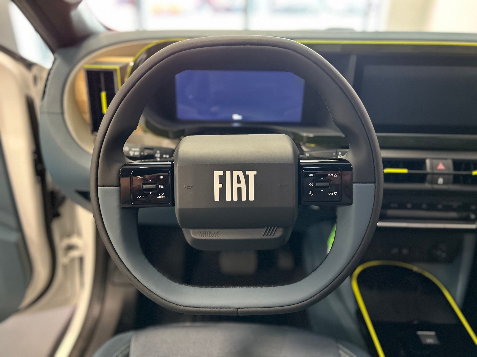 FIAT Grande Panda Elektro La Prima-image-9