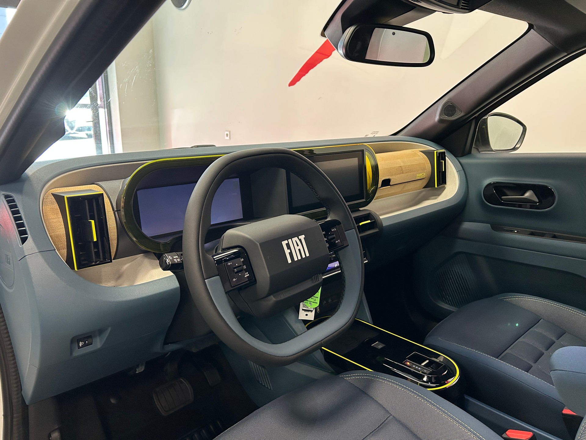 FIAT Grande Panda Elektro La Prima-image-7