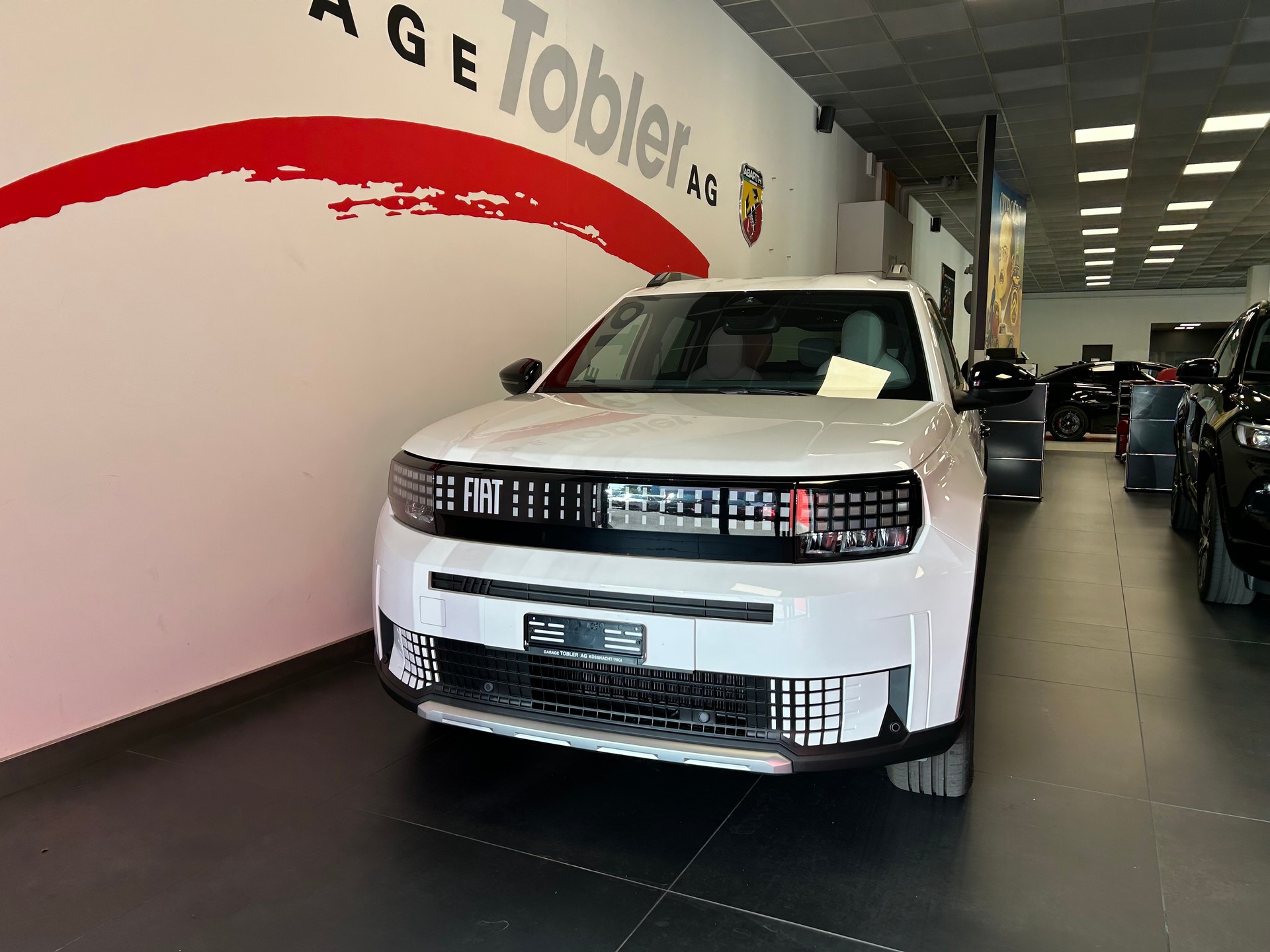 FIAT Grande Panda Elektro La Prima-image-2