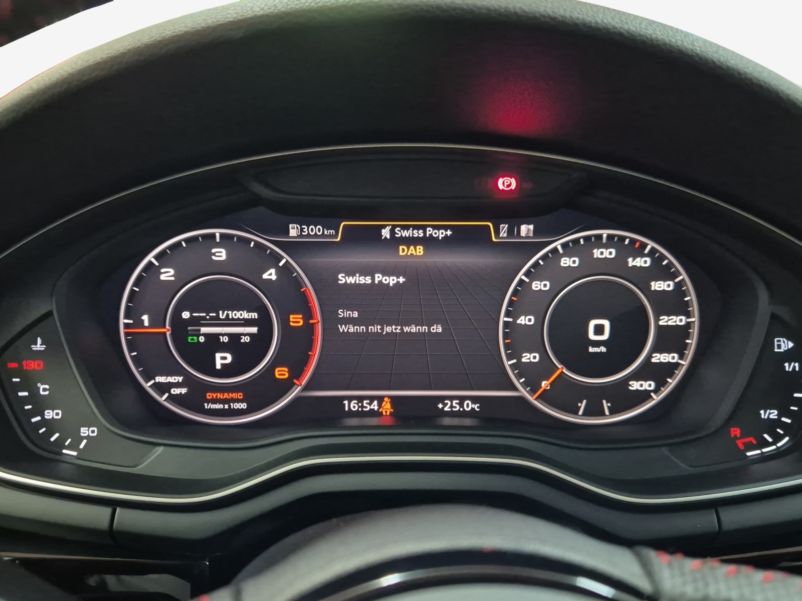AUDI A4 Avant 40 TDI quattro S-tronic-image-14