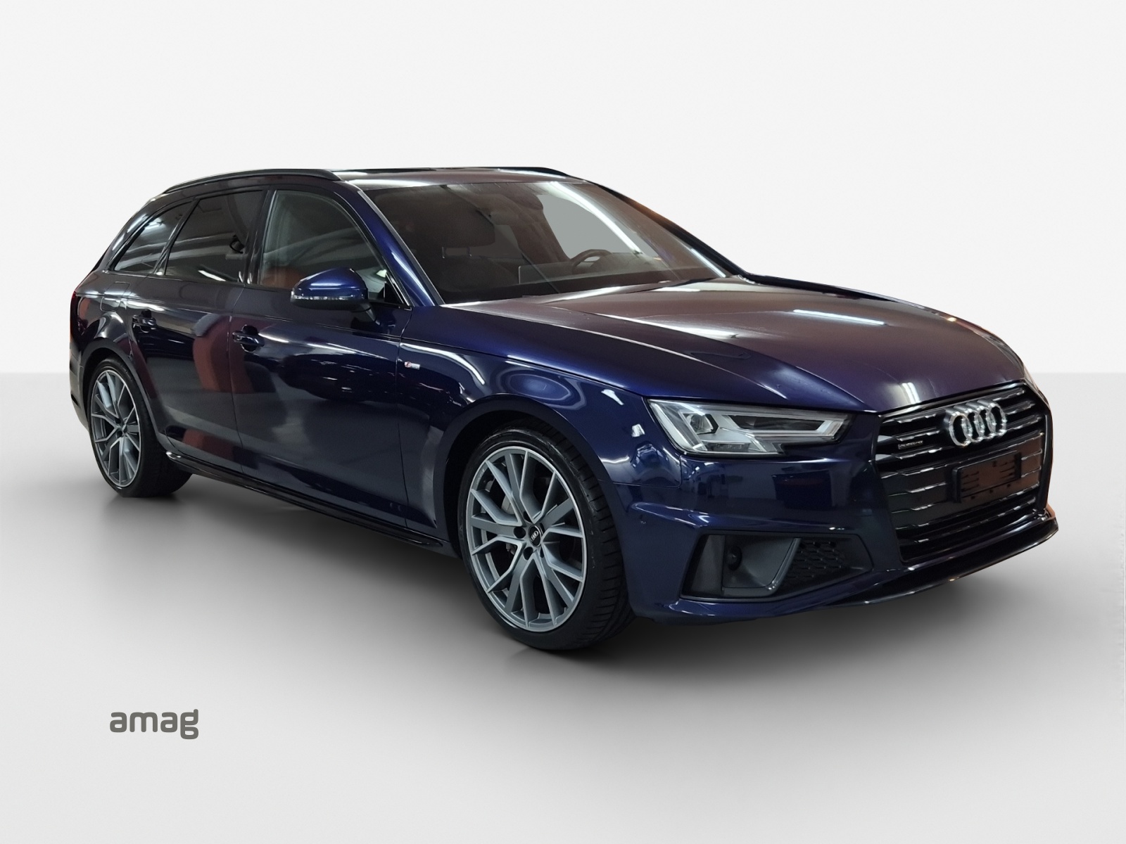 AUDI A4 Avant 40 TDI quattro S-tronic-image-5