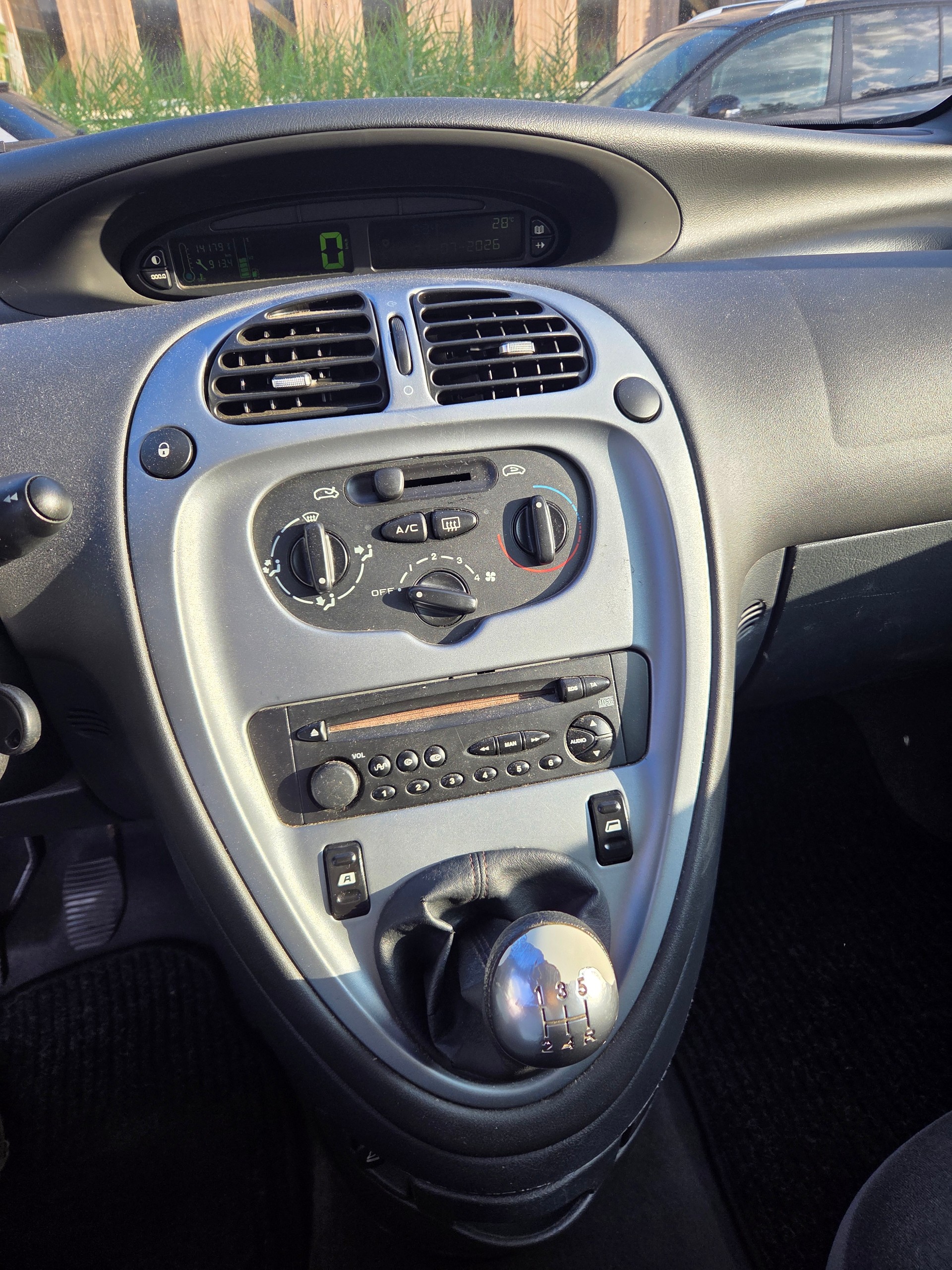 CITROEN Xsara Picasso 1.6i (X)-image-7