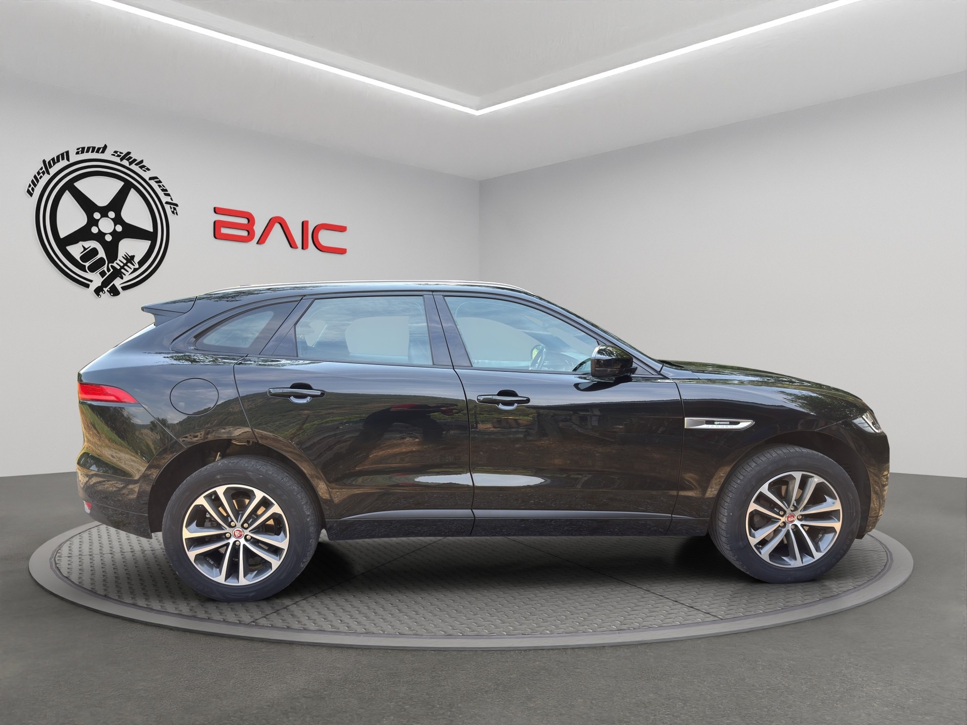 JAGUAR F-Pace 2.0d R-Sport AWD Automatik 90YRS Celebration-image-3