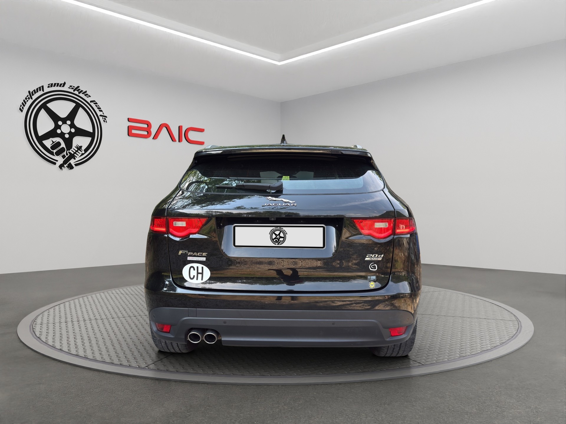 JAGUAR F-Pace 2.0d R-Sport AWD Automatik 90YRS Celebration-image-5