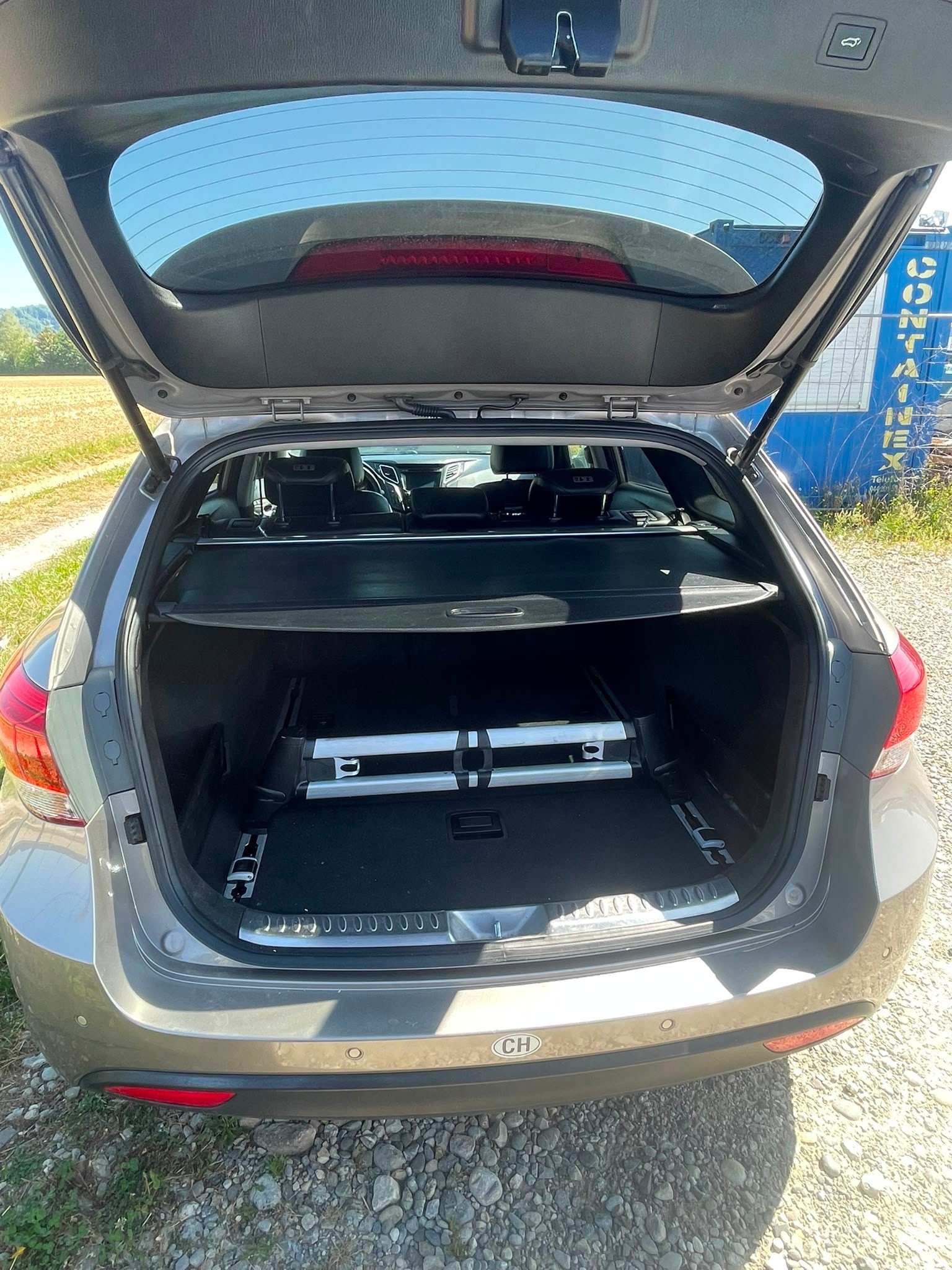 HYUNDAI i40 Wagon 1.7 CRDI Vertex Automatic-image-10