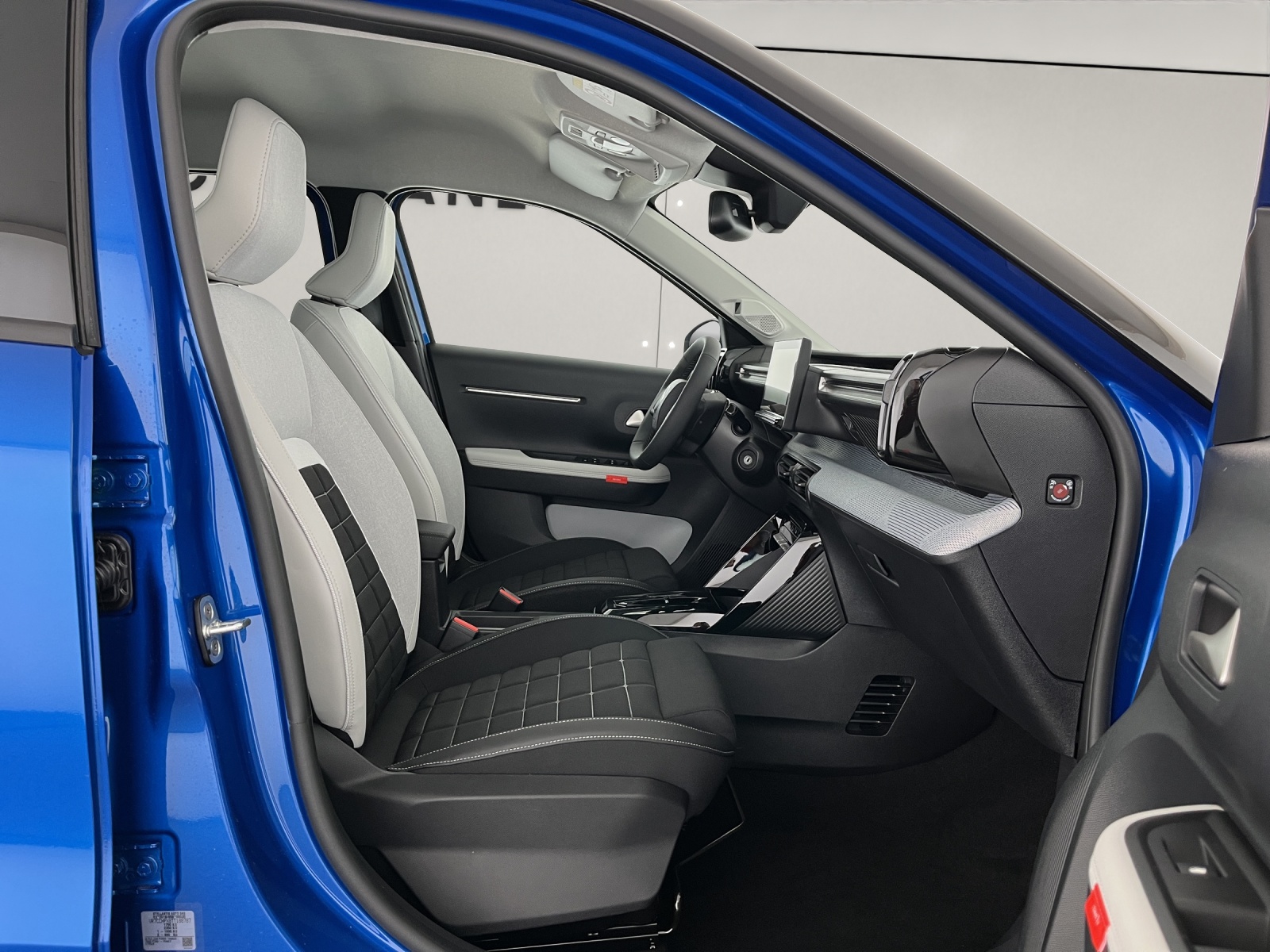 CITROEN C3 1.2 Hybrid Max-image-15