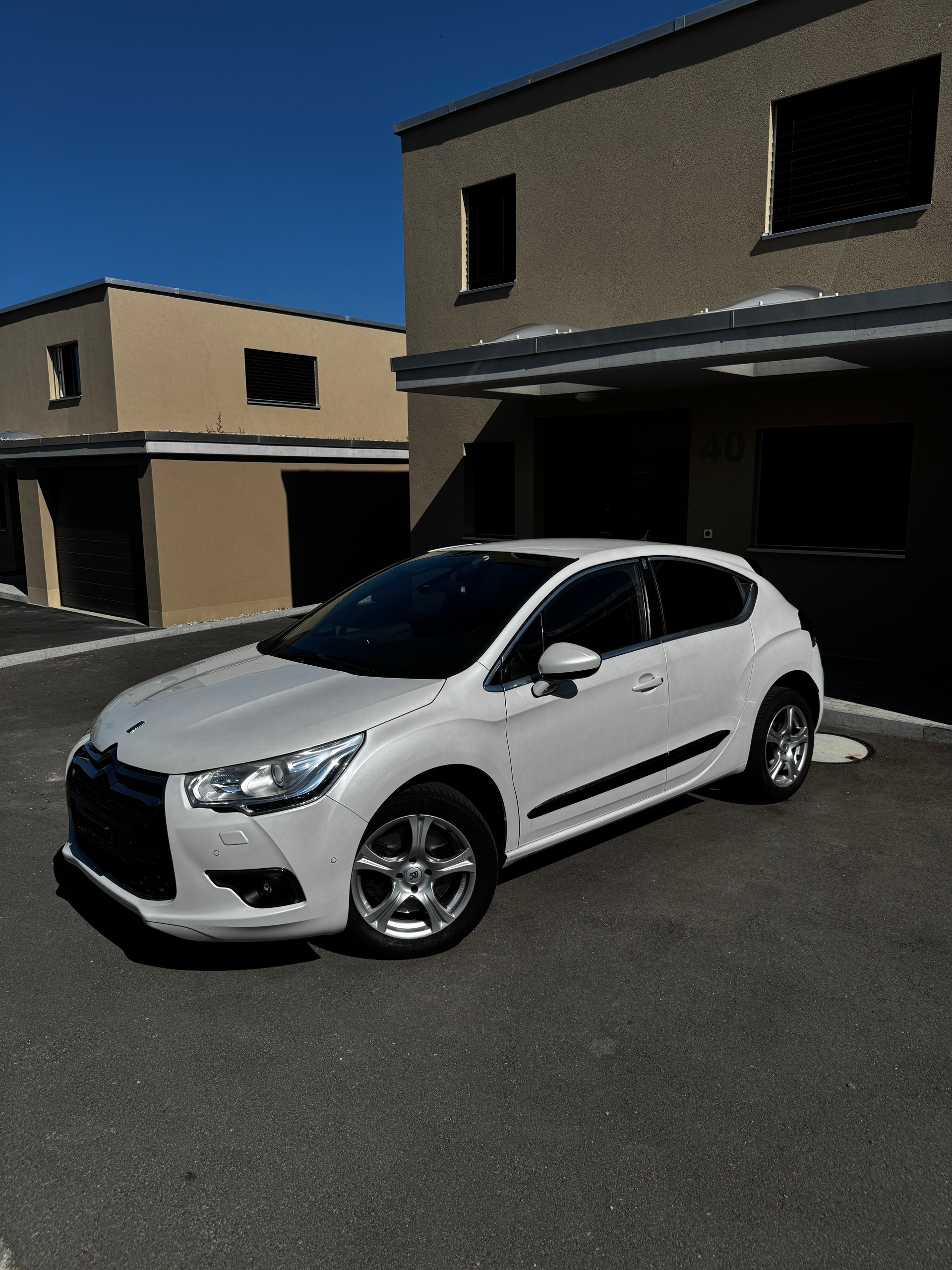 DS AUTOMOBILES 1.6 THP 200 Sport Chic-image-1