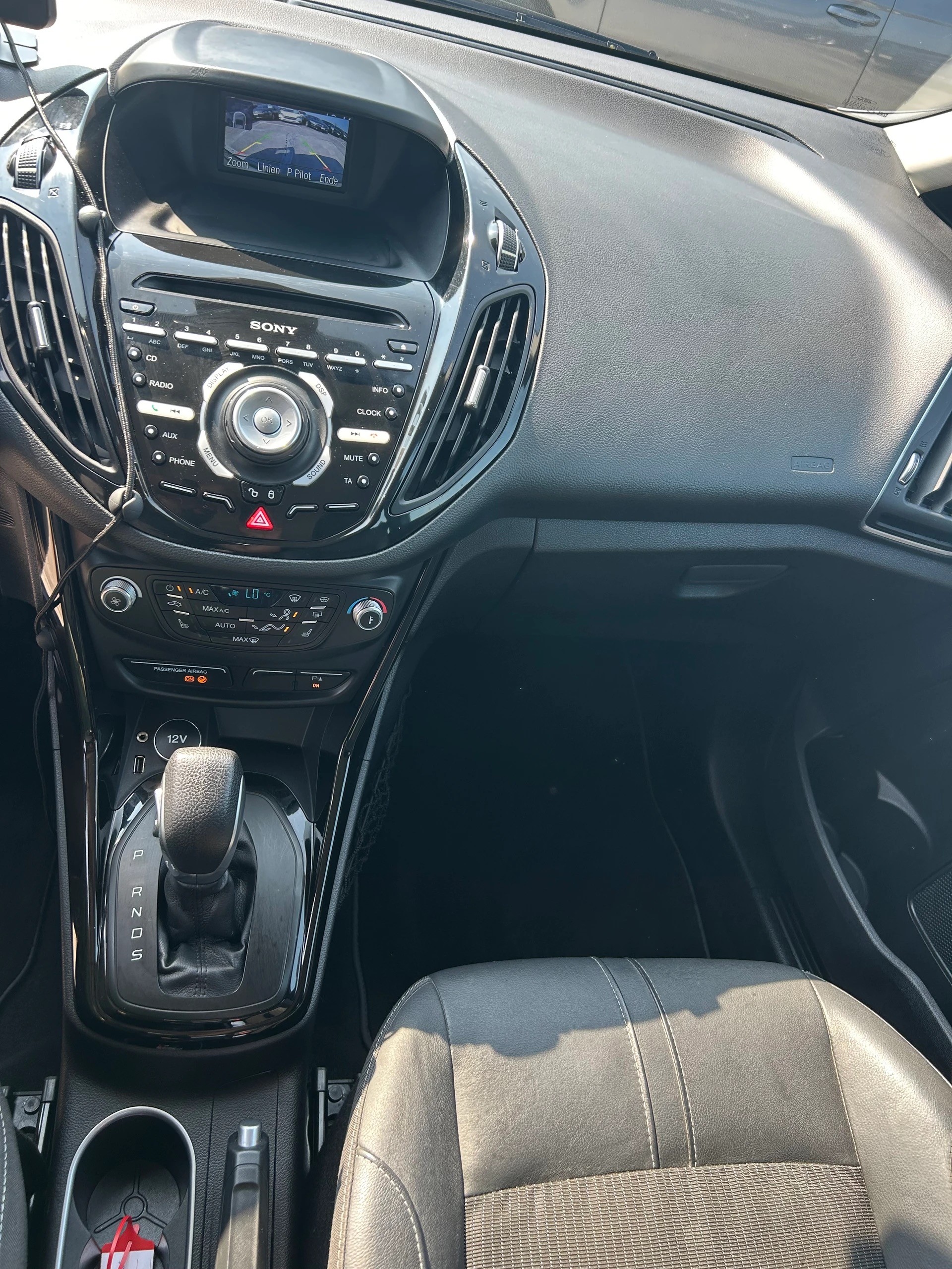 FORD B-Max 1.6 Ti-VCT TitaniumX PowerShift-image-11
