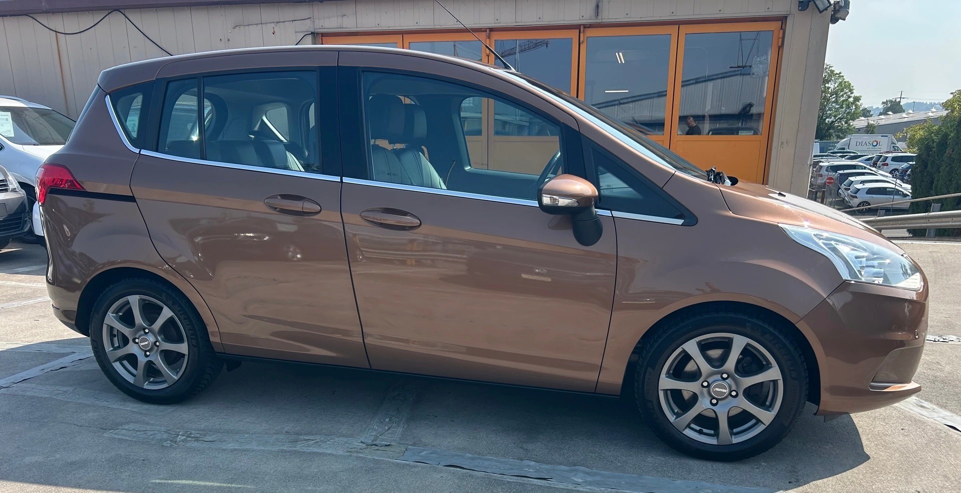 FORD B-Max 1.6 Ti-VCT TitaniumX PowerShift-image-3