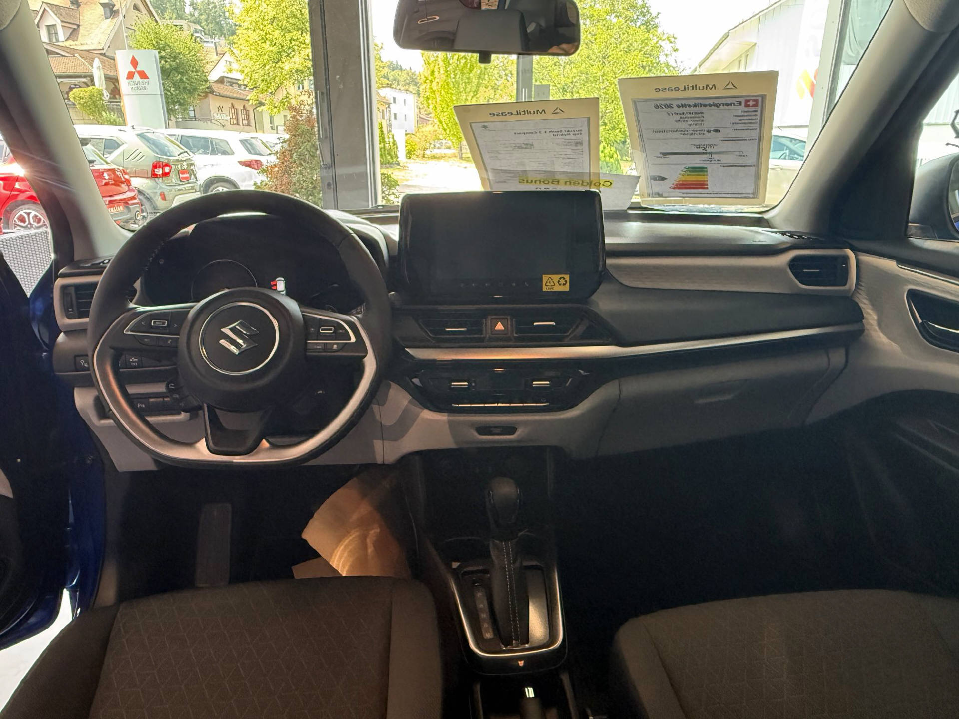SUZUKI Swift 1.2 Compact Top Hybrid-image-6