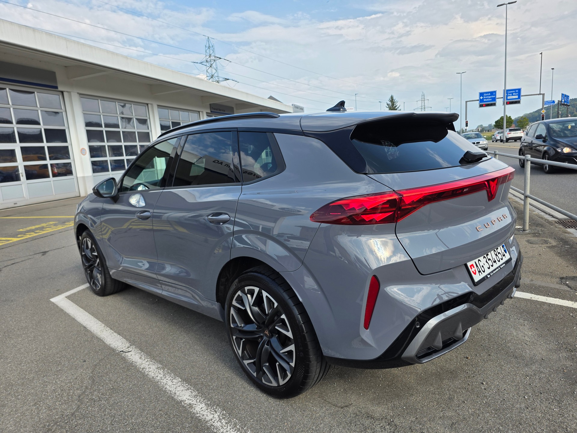 CUPRA VZ-image-2