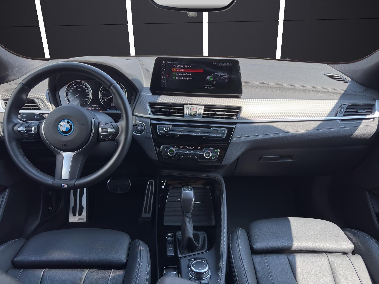 BMW X2 xDrive25e-image-16