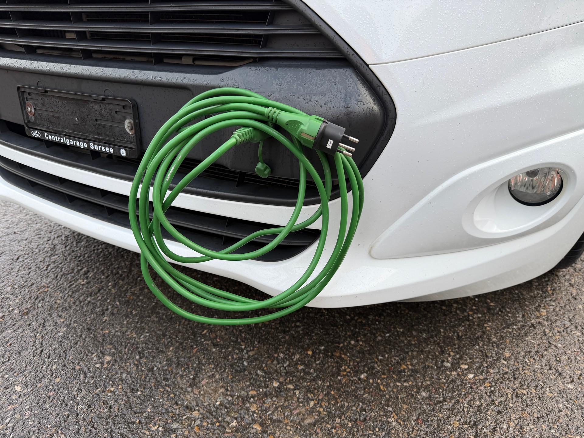 FORD Transit Connect Kühlkasten 1.5 TDCi Automat-image-6