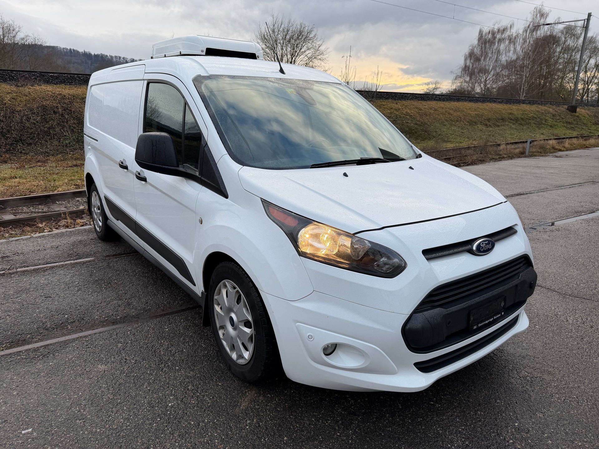 FORD Transit Connect Kühlkasten 1.5 TDCi Automat-image-2
