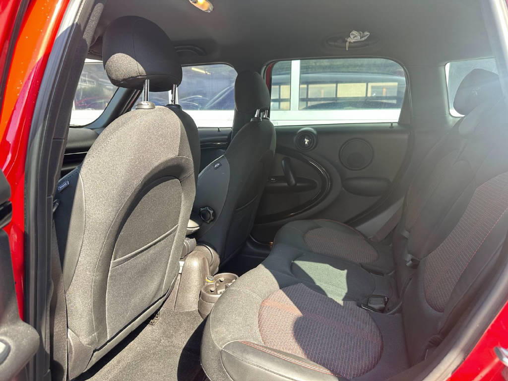 MINI Countryman R60 1.6i Cooper S ALL4-image-8