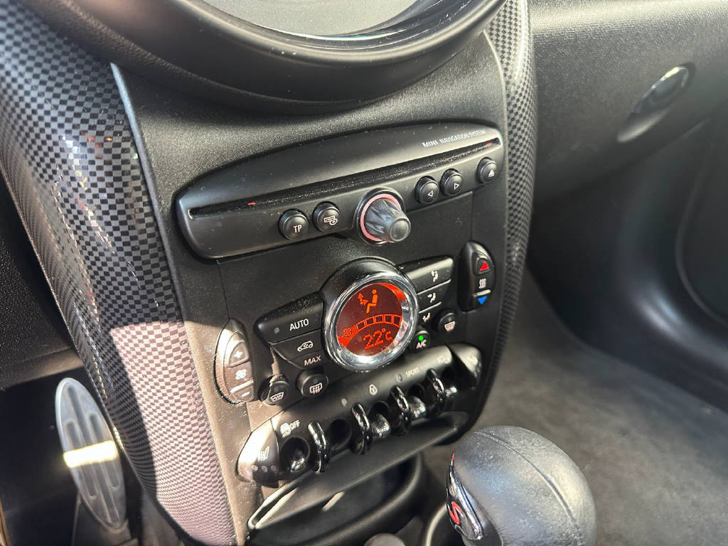 MINI Countryman R60 1.6i Cooper S ALL4-image-12